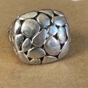Premier Designs PD Silver Tone Pepple Cobble Stone Statement Dome Ring